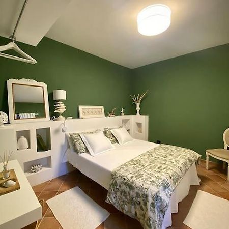 Casa Vacanza Al Duomo: تْشيفالو المظهر الخارجي الصورة