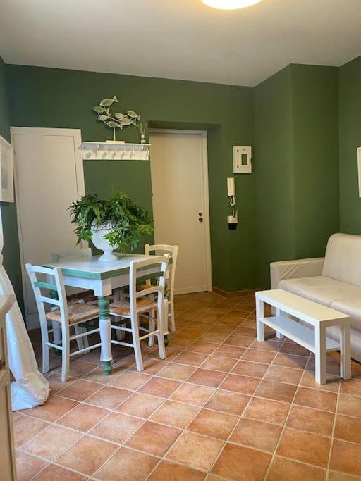 Casa Vacanza Al Duomo: تْشيفالو المظهر الخارجي الصورة